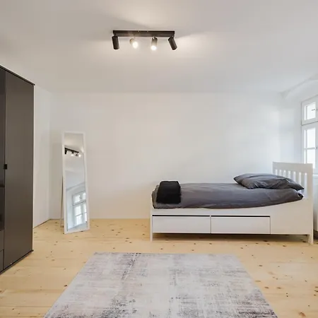 公寓 Stilvolles Wohnen Am Ziegeltor - Fuer Gruppen, Paerchen Und Singles 安贝格