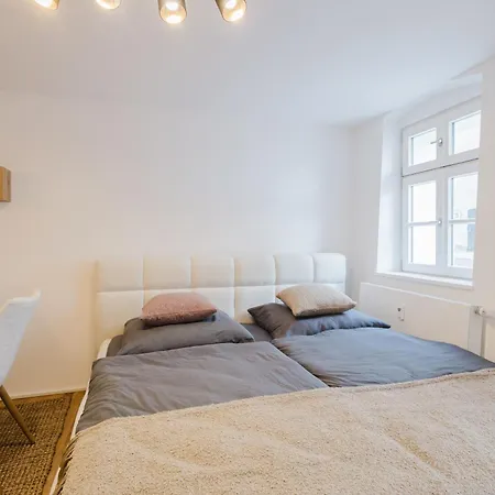 Stilvolles Wohnen Am Ziegeltor - Fuer Gruppen, Paerchen Und Singles Amberg